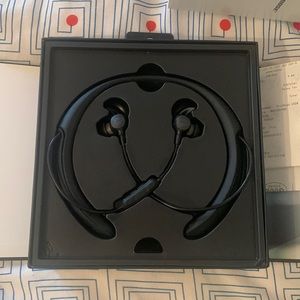 Bose Quiet Control 30 Wireless Acoustic Noise Cancelling Headphones